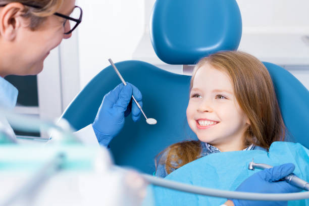 Best Tooth Extraction  in Town N Country, FL